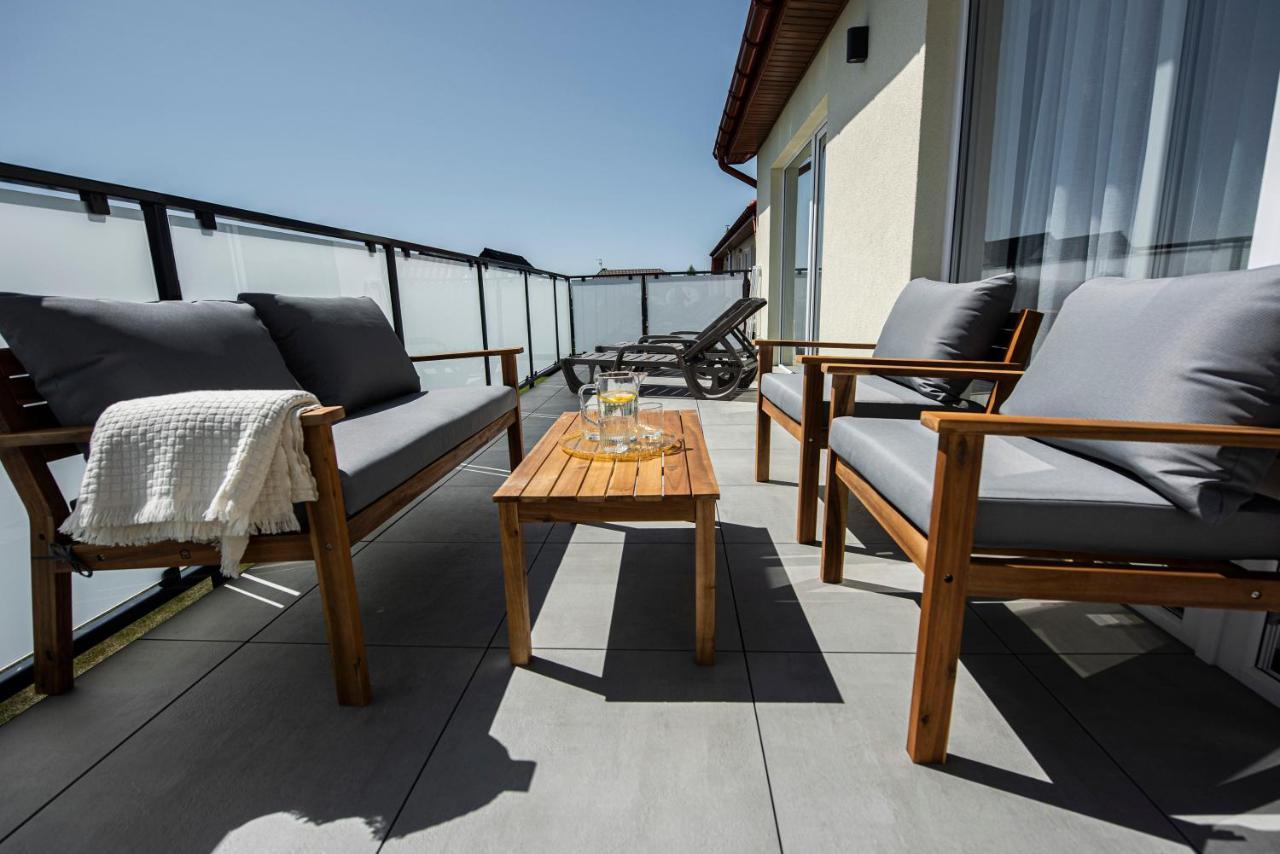 Lazur Apartamenty Domki Сарбиново Экстерьер фото